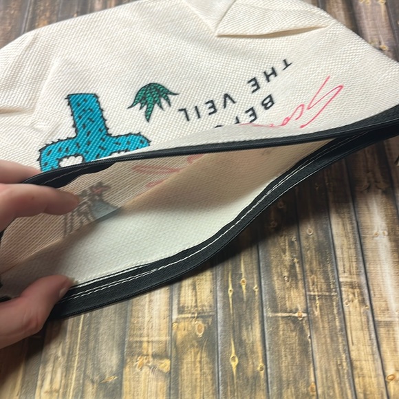 5for$10 Scottsdale Before The Veil Cowboy Canvas Makeup Cosmetics Bag 10x8 NWT - Picture 3 of 4